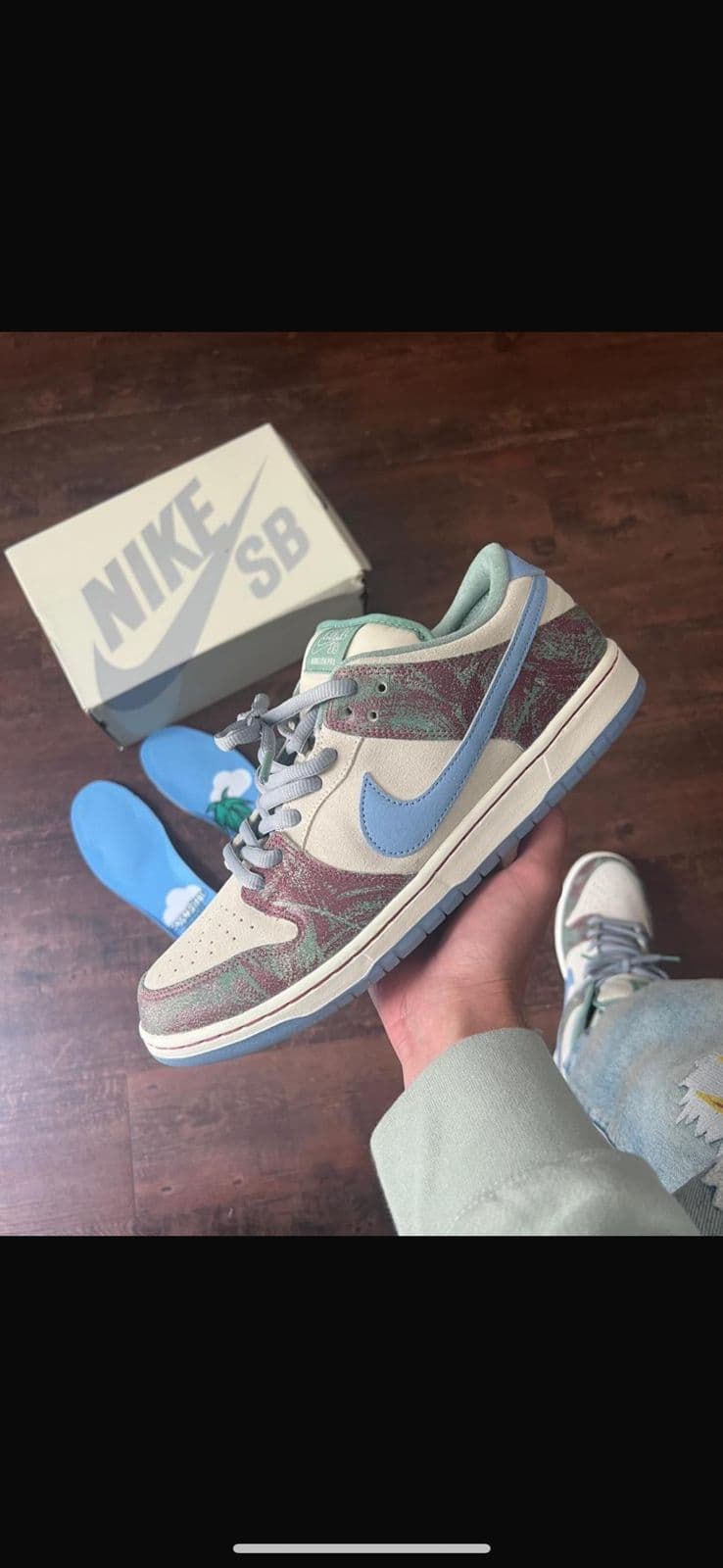 Classic Low-Top Skate Sneakers